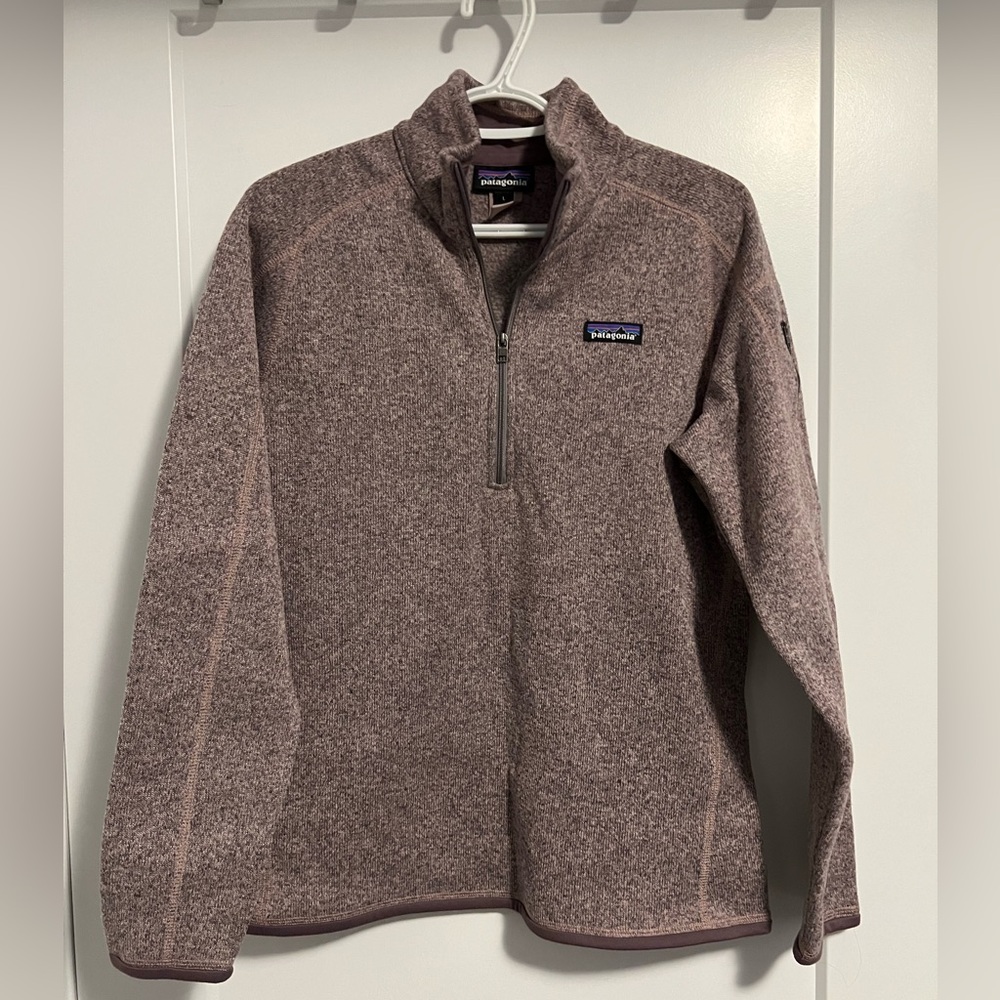 Patagonia Quarter-Zip Sweater. Colour: Purple. Size: Large.